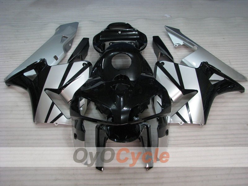 Einspritzverkleidungssatz für CBR600RR 05-06 - Schwarz, Silber - Werksstil #OYO87900311