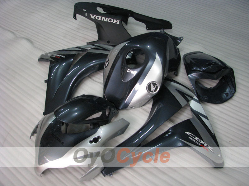 Verkleidungssatz für Einspritzmodell 08-11 CBR1000RR - Schwarz, Silber - Fireblade #OYO87900675 Hauptbild
