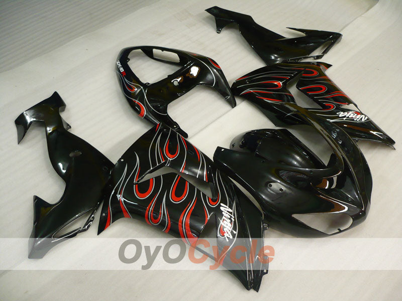 Einspritzverkleidungssatz für 06-07 NINJA ZX-10R - Weiß, Schwarz - Flamme #OYO87901599