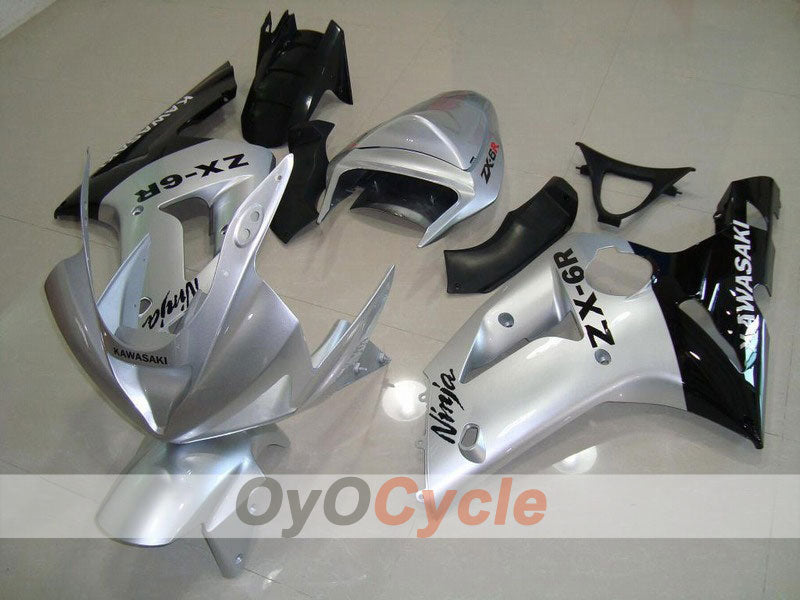 Verkleidungssatz für Einspritzermodelle für 03-04 NINJA ZX-6R - Schwarz, Silber - Werksdesign #OYO87901792
